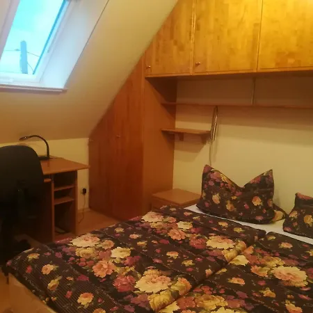 Am Apartment *