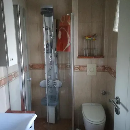 Apartment Am